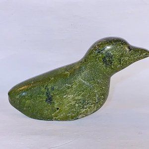 Inuit Eskimo Art serpentine carving, BIRD, Johnny Apik, Cape Dorset, 4x6x3